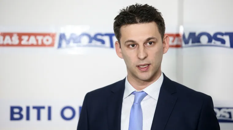 Petrov o optužbama na račun Crnoje: 'On sam mora odlučiti hoće li odstupiti'
