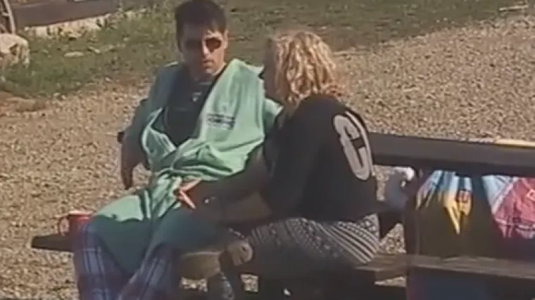 Marinu Perazić opako muče plinovi, sustanari u šoku