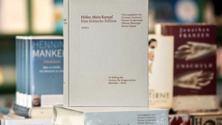Hitlerov osobni primjerak 'Mein Kampf' prodan za 20.655 američkih dolara