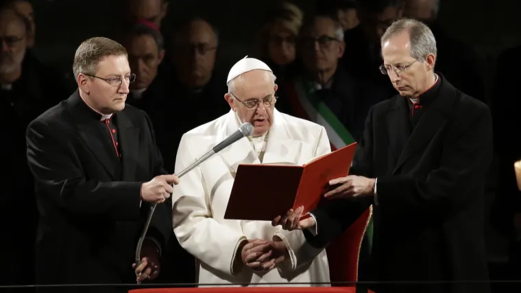 Papa Franjo na Križnom putu osudio terorizam i ravnodušnost prema migrantima