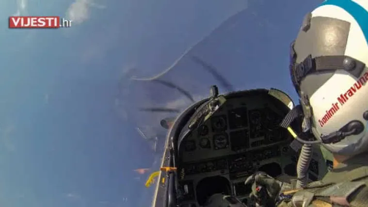 Pogledajte kako izgledaju akrobatski manevri Krila Oluje iz pilotske kabine!