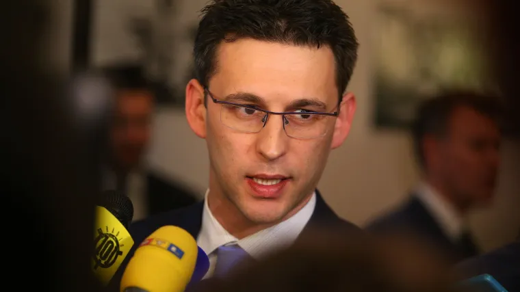 Petrov o padu podrške Mostu i aferi Konzultantica: 'Mi znamo kako bismo stvari razriješili'