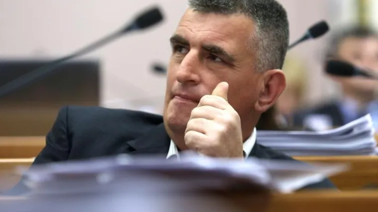 'Bez grižnje savjesti glasovat ću protiv Karamarka'
