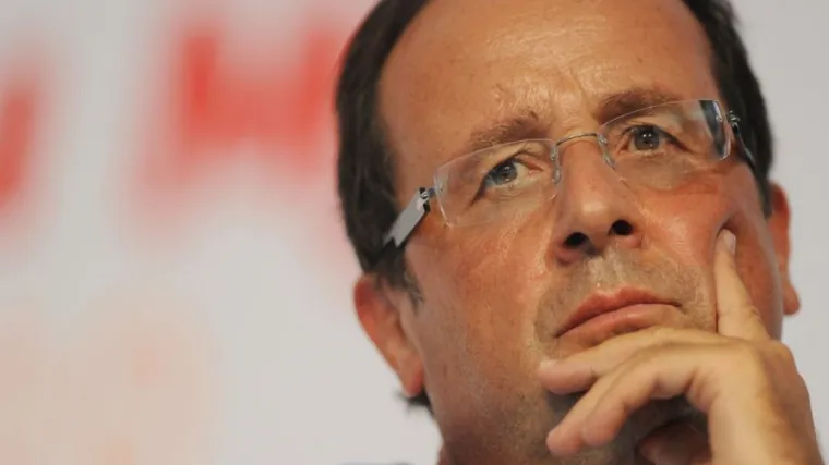 Hollande: 'Policijskog časnika i njegovu suprugu na kukavički je način ubio terorist'