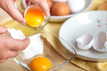 Kako provjeriti je li jaje pokvareno? Otkrijte na jedan od ova tri jednostavna načina