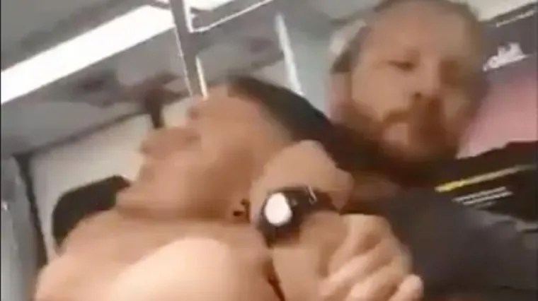 Nasilnik se bahatio i plašio putnike, ali je brzo sveden na pravu mjeru