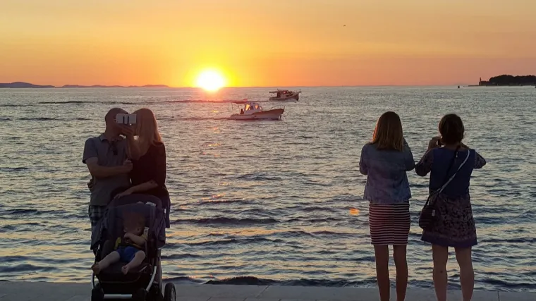 Sunce, more, ljubav - treba li išta više za sreću?