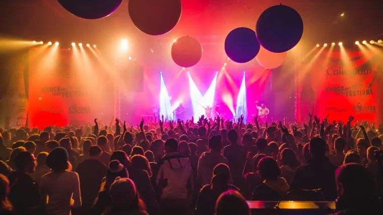 Net.hr i KnockOut Snow Festival te časte ALL INCLUSIVE provodom na koncertu Hladnog piva!