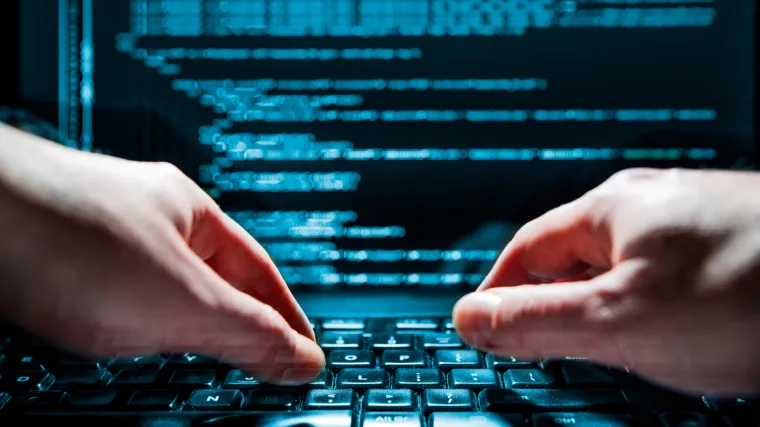 Cyber kriminal u porastu: kako se zaštititi od hakerskih napada na vaše mobitele?