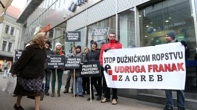 Banke nezakonito naplaćuju izlazne naknade u slučaju prijevremene otplate kredita