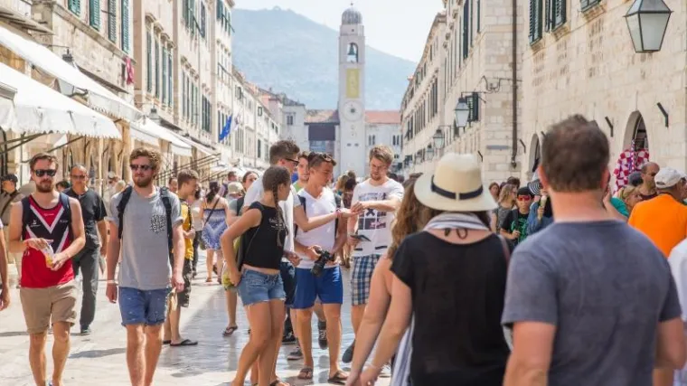 U Hrvatskoj ostvareno 11 milijuna noćenja više nego lani