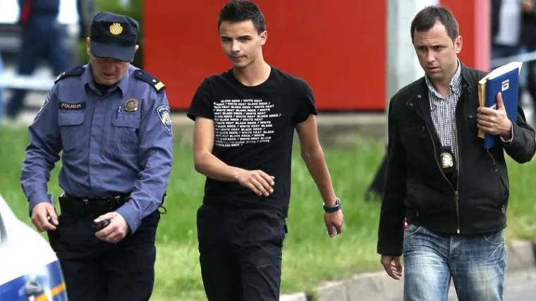 'Prezirem vas, morali ste učiniti sve da vaše derle ne počini ovakav zločin'