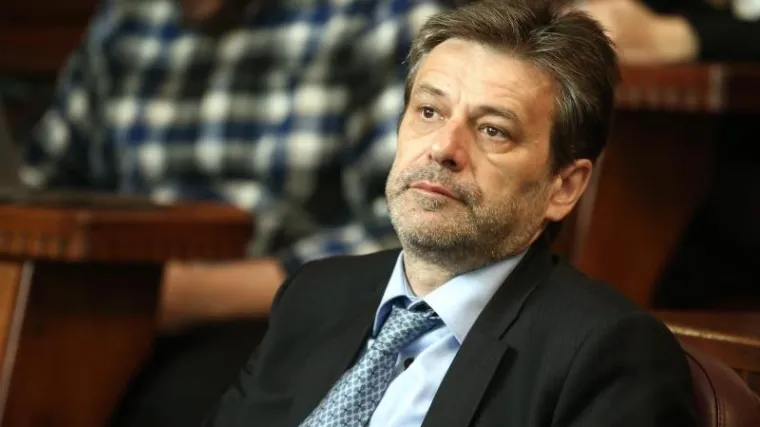 'Uopće nisam putovao u inozemstvo, to su sve laži'
