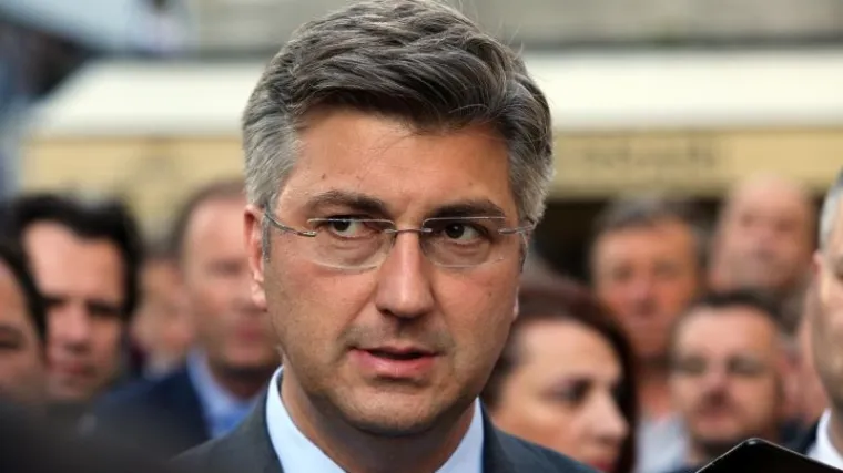 'Neprihvatljivo je da Hrvatima drugi biraju političke predstavnike'