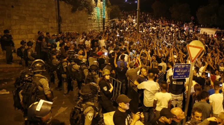 Izrael usred noći uklonio sigurnosne mjere na svetom mjestu
