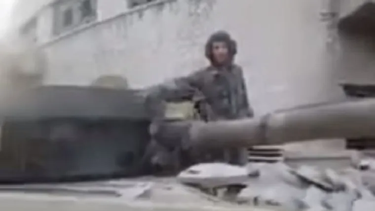 Pogledajte kako je ruski tenk izdržao udar američke rakete i ostao spreman za borbu