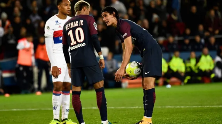Emery objavio ime prvog izvođača penala, Alves progovorio o spornoj situaciji u kojoj je imao glavnu ulogu