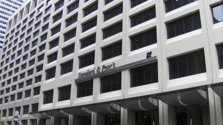S&P zadržao hrvatski kreditni rejting, poboljšavši izglede na pozitivne: očekuju rast BDP-a od 3 posto