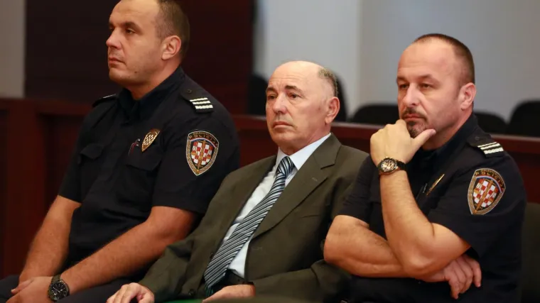 Preslušana snimka u kojoj Mladić naređuje miniranje brane Peruća