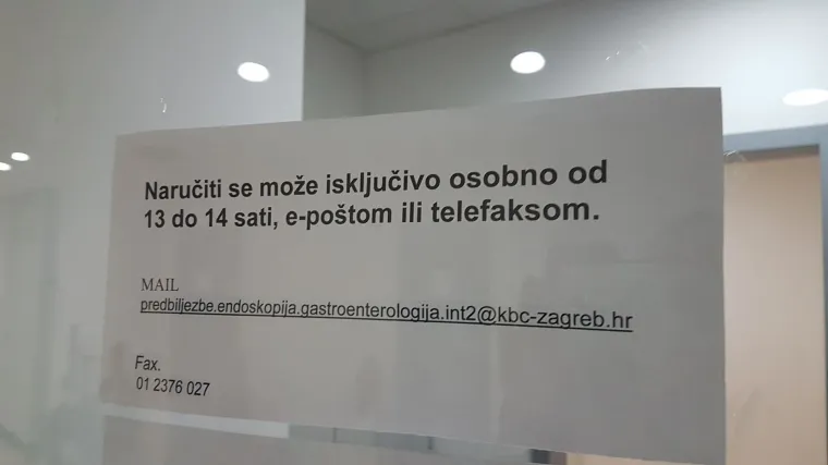 Na društvenim mrežama osvanula slika obavijesti o naručivanju pacijenata i nasmijala brojne korisnike