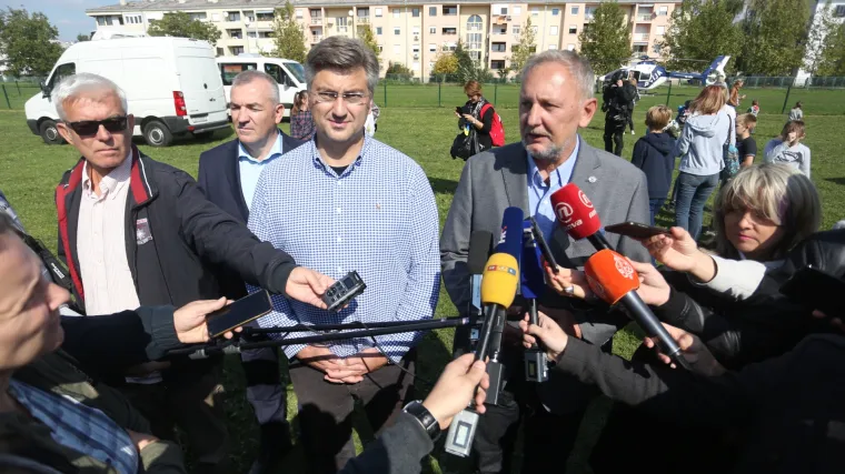 Plenković: 'Oporba je govorila da spašavamo Todorića, a sad? Okret za 180 stupnjeva'