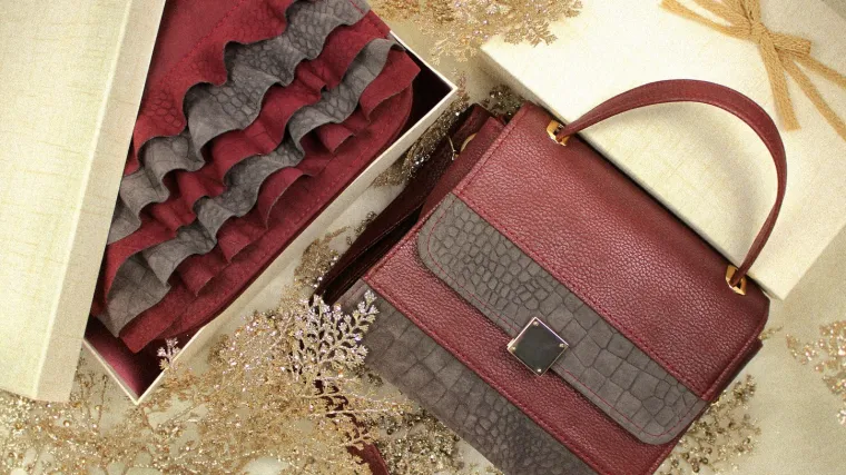 Mini božićna kolekcija Lovely Bags najbolji je saveznik party outfita