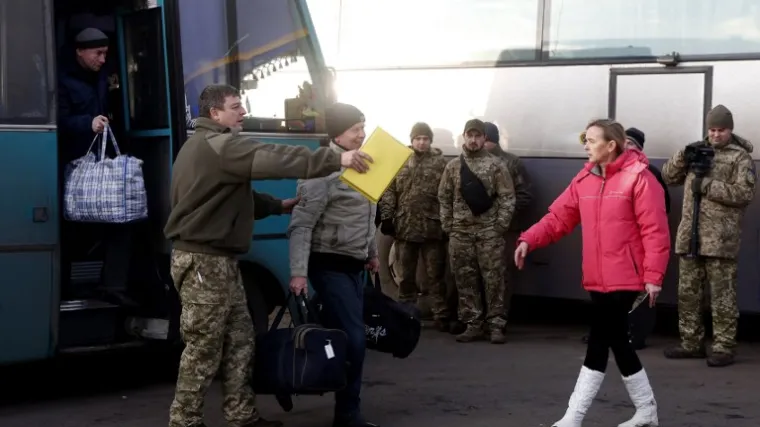 Kijev će predati 306 osoba separatistima u zamjenu za 74 zarobljenika