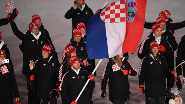 Evo kako se osjećao i što je rekao čovjek koji je vinuo hrvatsku zastavu u zrak na Olimpijskom stadionu