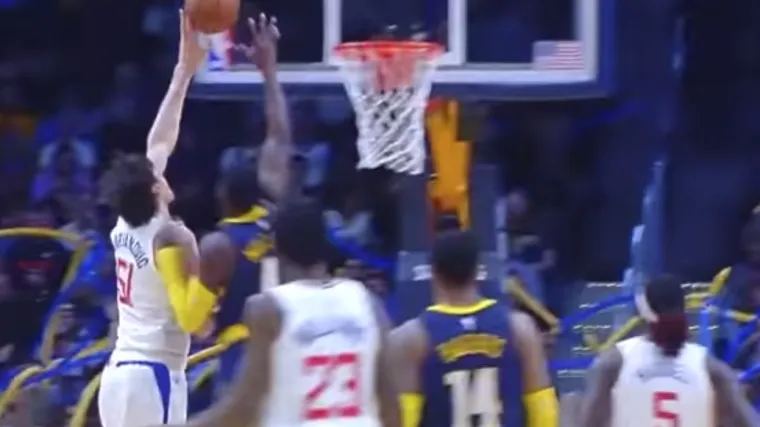 Clippersi su gubili 19 poena razlike u trećoj, a onda je ušao Marjanović