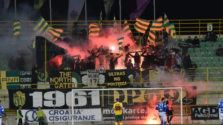 Klub koji pliva u problemima u dvije minute do slavlja
