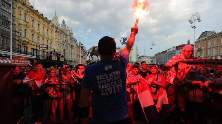 'FIFA zataškava fašističke ispade hrvatskih navijača u Rusiji'