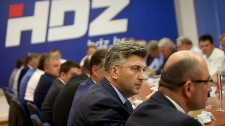 HDZ dobio čak pet puta manje novca od koalicijskog partnera