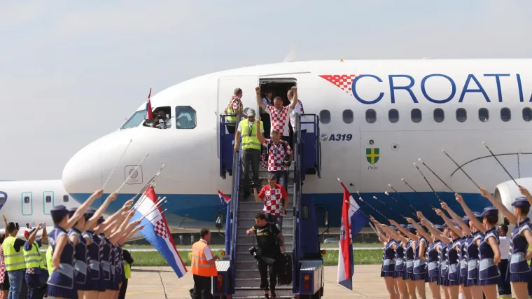 FOTO Evo kako je izgledao doček hrvatske reprezentacije u Zračnoj luci dr. Franjo Tuđman
