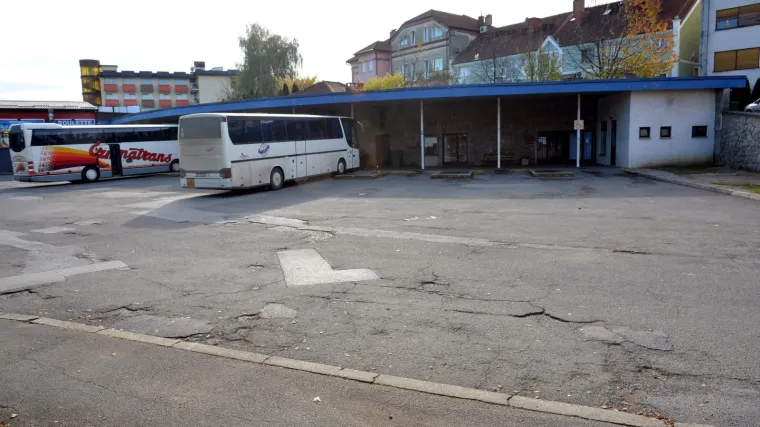 Čistačica na autobusnom kolodvoru pronašla bombu