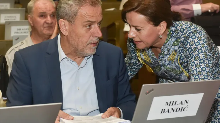Bandić zastupnici Radničke fronte: 'Ja ću graditi stadion, a vi možete crknuti od tuge'