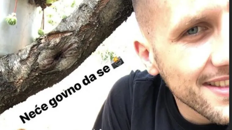 Zgodni Ante htio opaliti selfie, a netko ga je na urnebesan način sabotirao