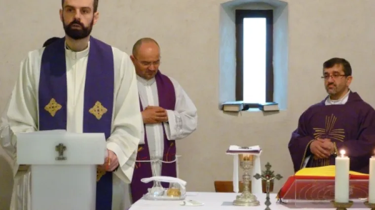 'Susjed je polugol i bos istrčao da mu pomogne, krvario je iz usta'