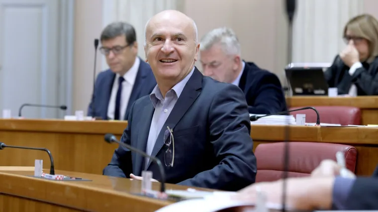 'Hrvatsku maltretira 40 ljudi. Oni su bez vraćanja na rat - ništa'
