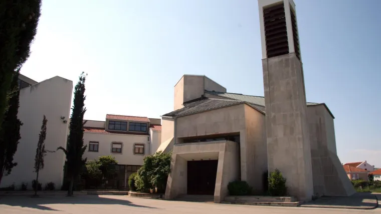 Organizira se veliki prosvjed zbog izgradnje nezakonite trafostanice ispred crkve