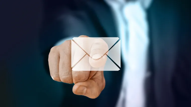 Pozdrav na engleskom: kako pravilno započeti e-mail na engleskom?