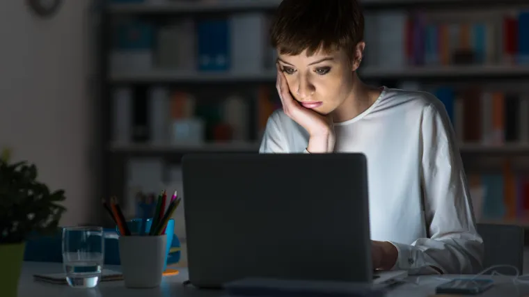 Kako pojačati svjetlost na laptopu?