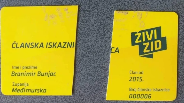 Fotografijom na Facebooku potvrdio da je definitivno napustio Živi zid