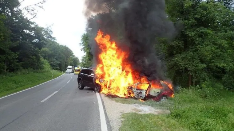 Pretjecao u zavoju, a iz drugog smjera je naišla Toyota