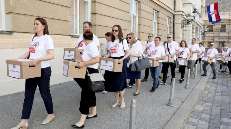 Prikupljeno je dovoljno potpisa, izvješće već sutra na Vladi