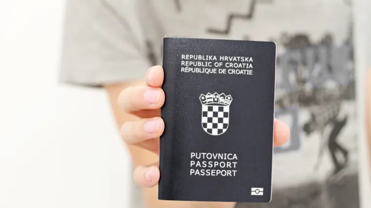 Porastao broj ljudi koji su se odrekli hrvatskog državljanstva: Ovo su najtraženije putovnice
