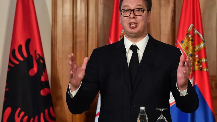 'Ne pada mi na pamet pokunjiti se ni pred kim! Predstavljam narod koji nije zaslužio packe'