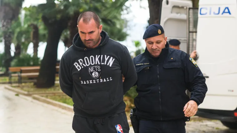 Osumnjičeni švercer završio u pritvoru: Prodao veću količinu oružja Zadraninu