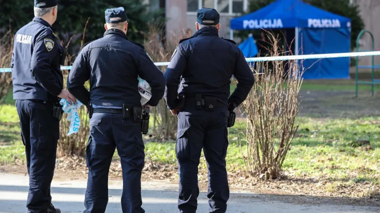 Policija privela muškarca (30) koji se povezuje sa slučajem pronalaska tijela u podrumu zgrade