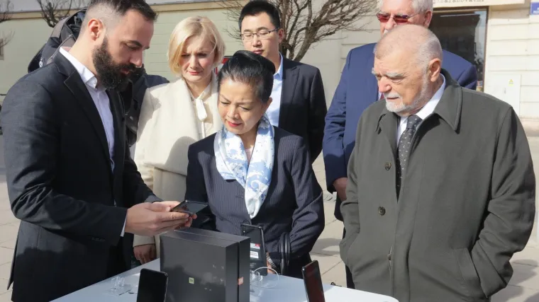 Povijesni trenutak u Hrvatskoj: Kinezi u Hrvatskoj testirali budućnost - 5G mrežu