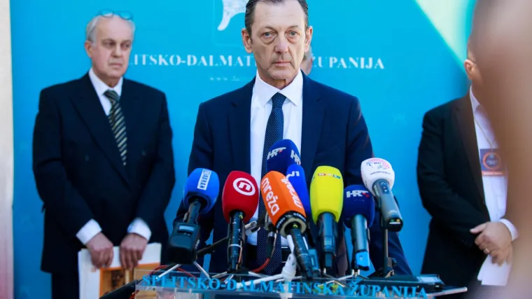 Troje su zdravstveni djelatnici; dvoje iz Doma u Makarskoj
